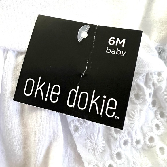 White blouse 6 months - Picture 2 of 2